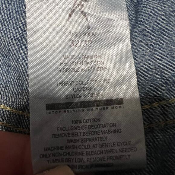 Marc Ecko Cut & Sew Denim Jeans Mens 32 x32  Slim Tapered  Distressed Whiskering - Picture 7 of 12